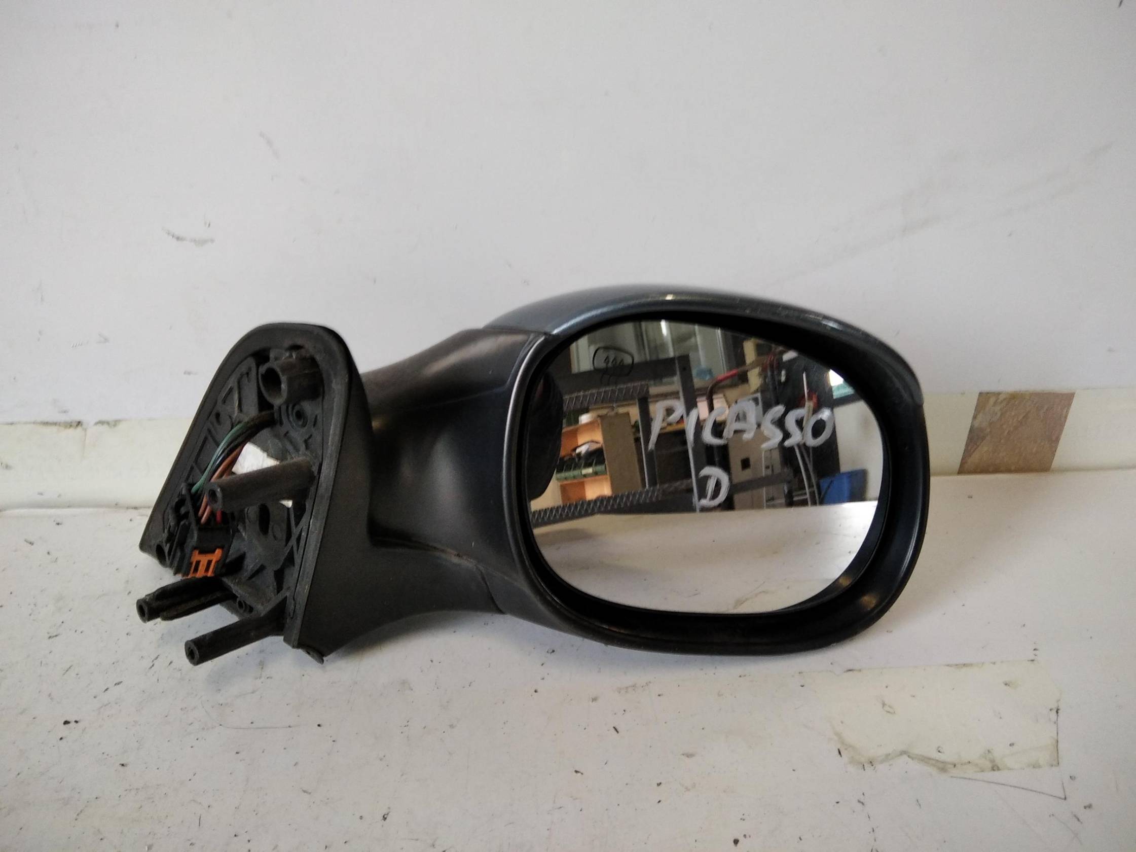 Retrovisore est. dx.